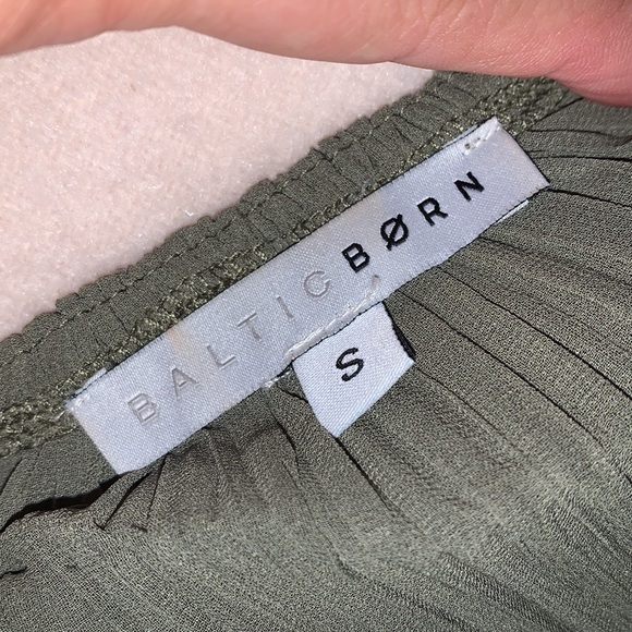 Baltic Born Zarra Olive Green Tiered Dress Size Small - Picture 4 of 8